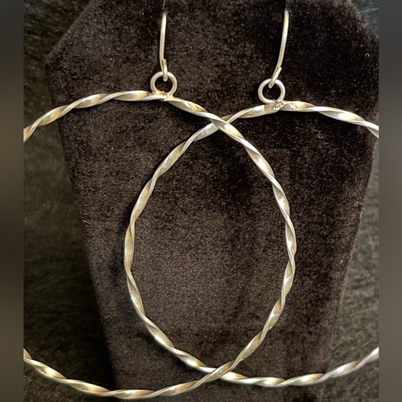 NATIVE AMERICAN STERLING SILVER HANDMADE HOOP EARRINGS - Picture 3 of 5